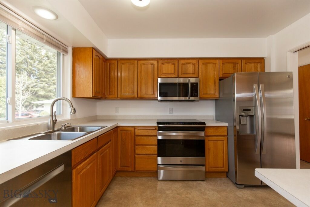 433 N 10th Avenue, Bozeman MT 59715