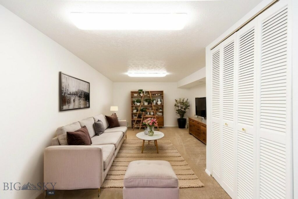 433 N 10th Avenue, Bozeman MT 59715