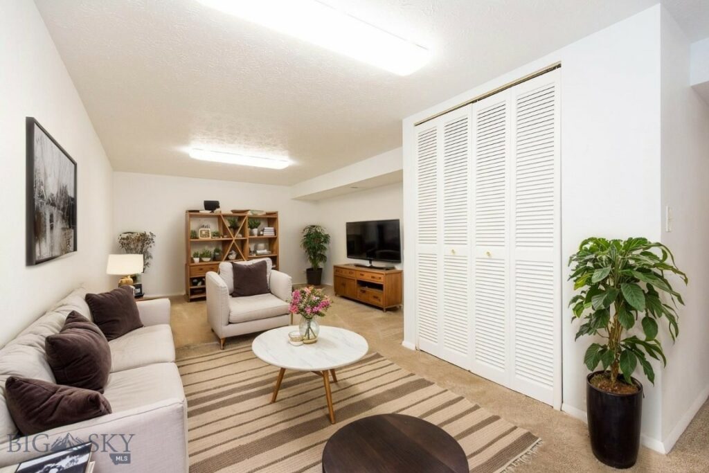433 N 10th Avenue, Bozeman MT 59715