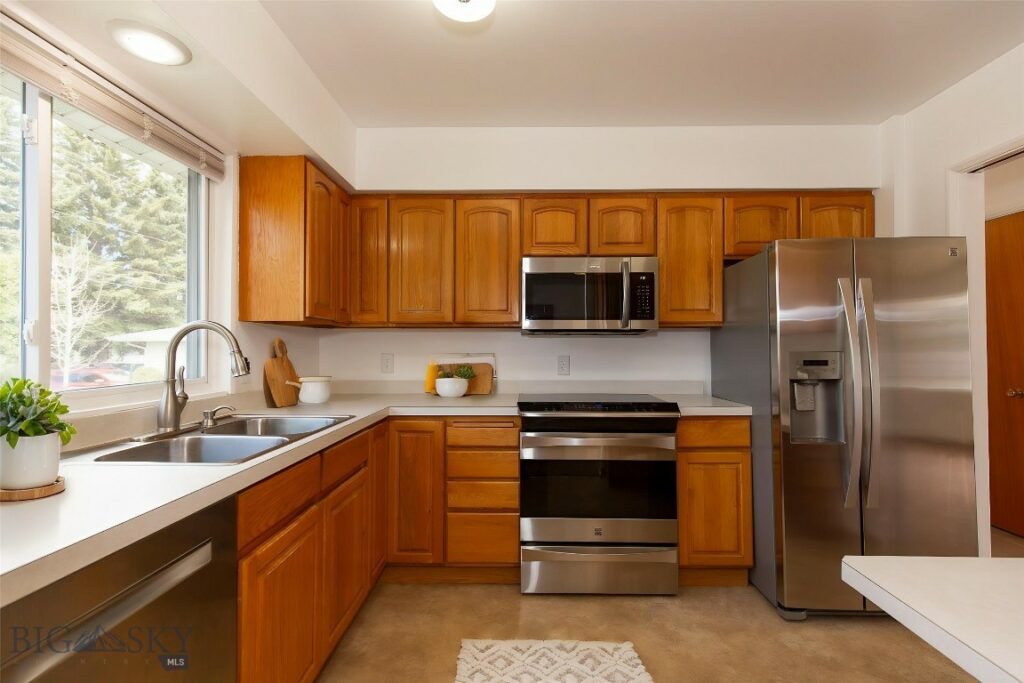 433 N 10th Avenue, Bozeman MT 59715