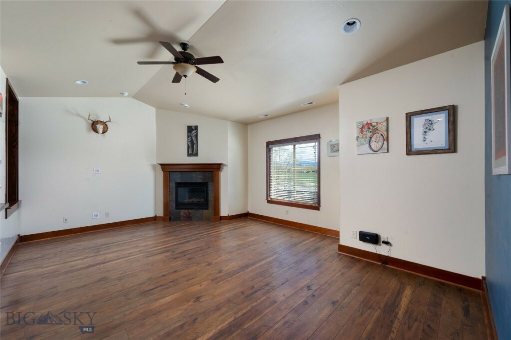 4364 Brookside Lane, Bozeman MT 59718