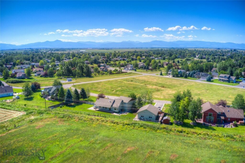 437 Old West Trail, Bozeman MT 59718