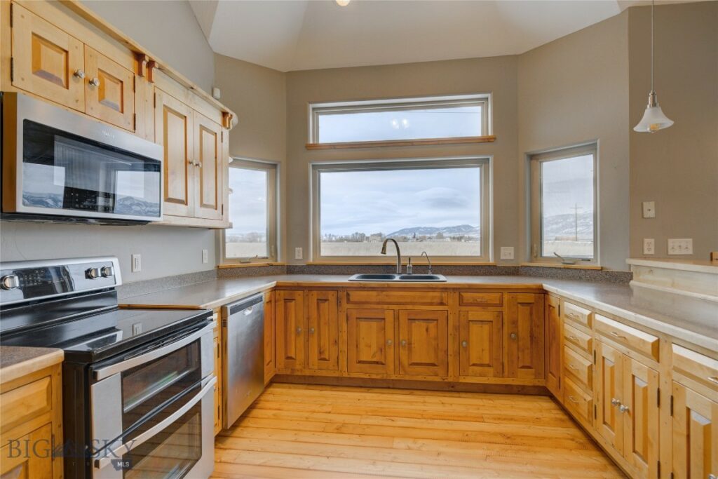 437 Old West Trail, Bozeman MT 59718