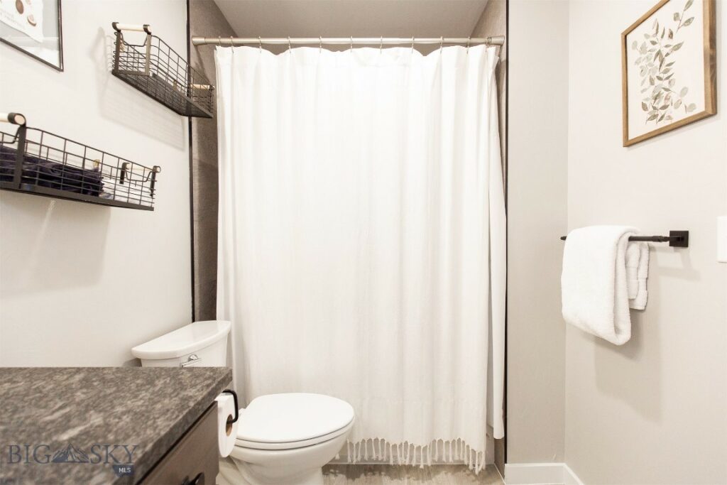 4394 Brookside Lane, Bozeman MT 59718