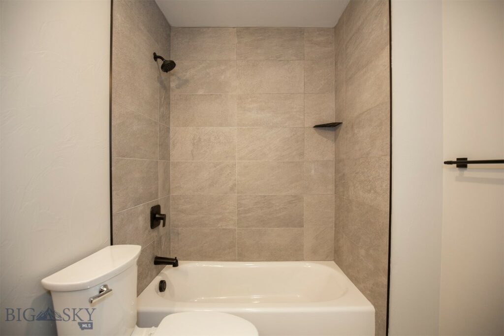 4396 Brookside Lane, Bozeman MT 59718