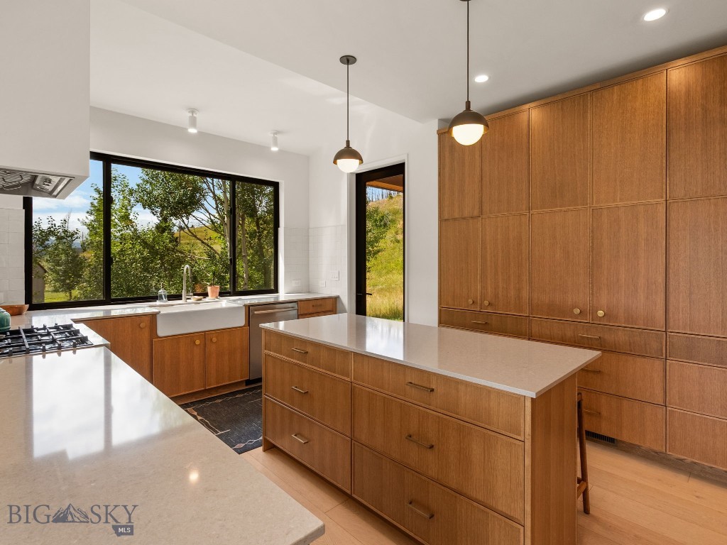 44 Midway Bridger Road, Bozeman MT 59715