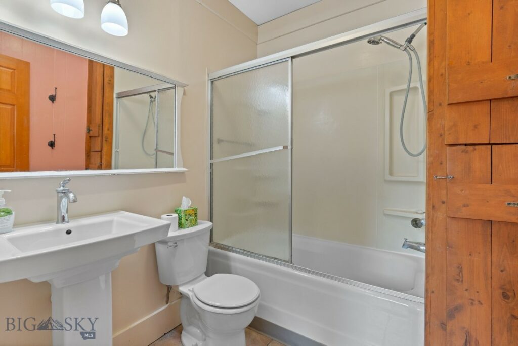 440 N Tracy Avenue, Bozeman MT 59715