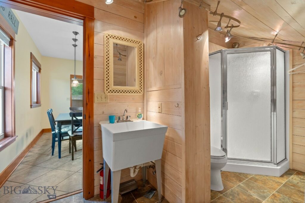 440 N Tracy Avenue, Bozeman MT 59715