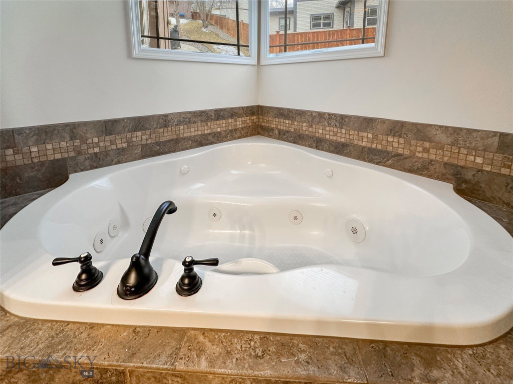 4442 Alexander, Bozeman MT 59718