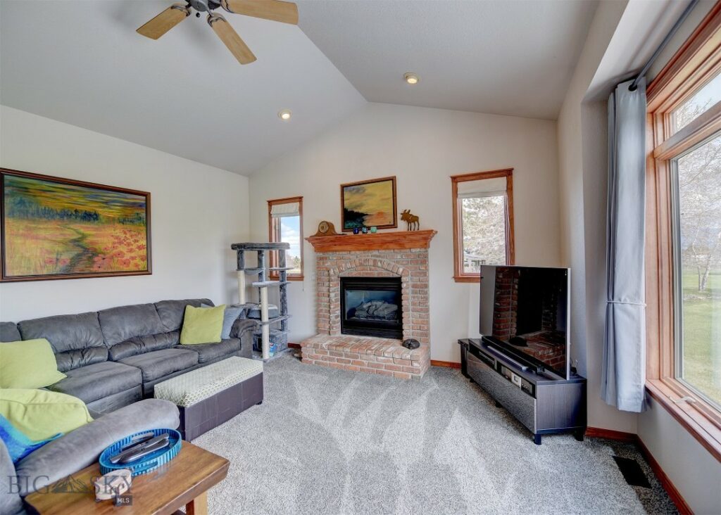 445 Comfort Lane, Bozeman MT 59718