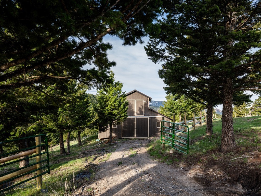 449 Minni Hall Road, Bozeman MT 59715