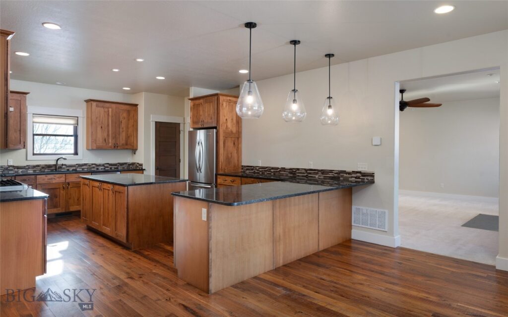 45 Spain Bridge Circle Drive, Belgrade MT 59714