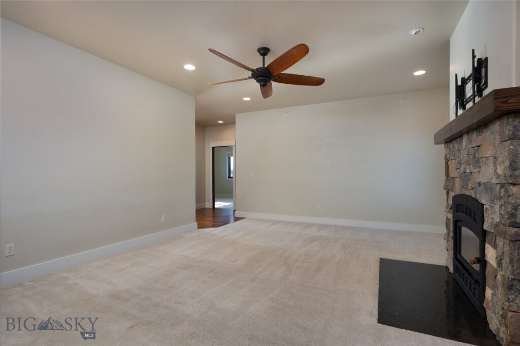 45 Spain Bridge Circle Drive, Belgrade MT 59714