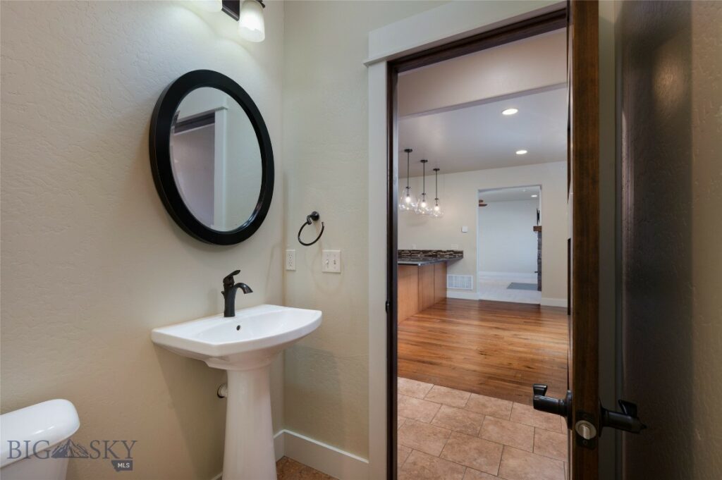 45 Spain Bridge Circle Drive, Belgrade MT 59714