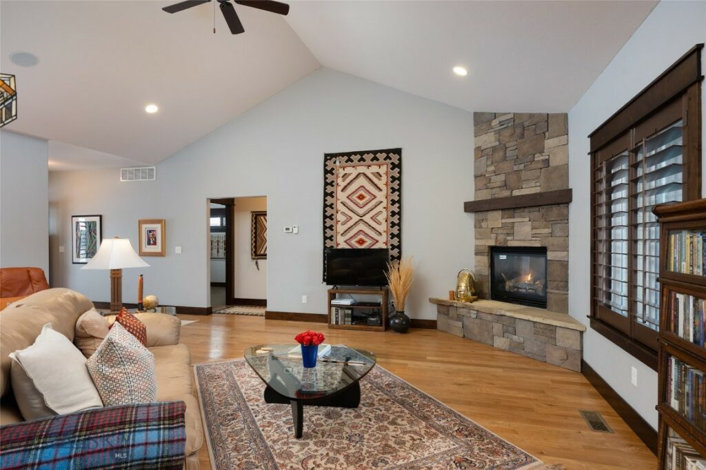 4543 Danube Lane, Bozeman MT 59718