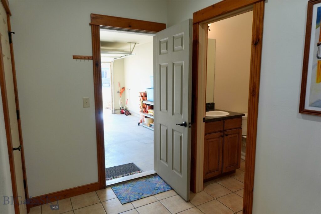 4563 Ethan, Bozeman MT 59718