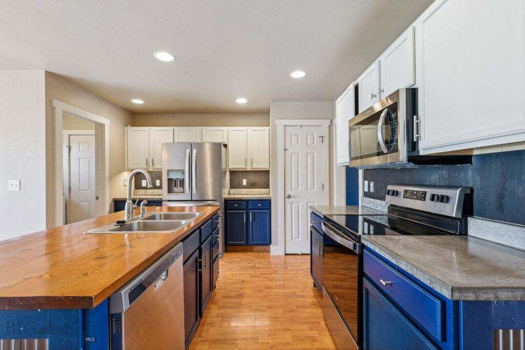 157 Woodman Drive, Belgrade MT 59714