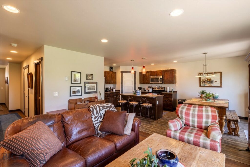 4648 Shadowglen Drive, Bozeman MT 59718