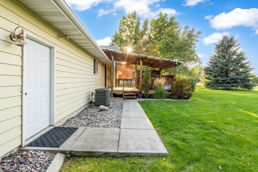 47 Poplar Drive, Bozeman MT 59718