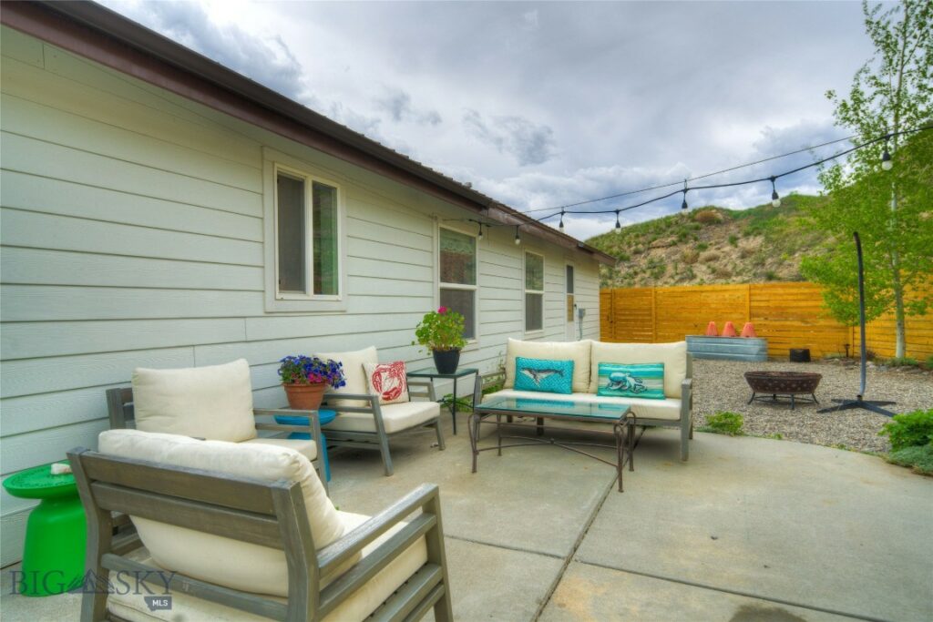 477 Reese Creek, Belgrade MT 59714