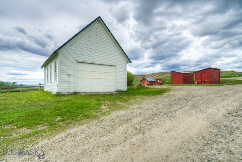 477 Reese Creek, Belgrade MT 59714