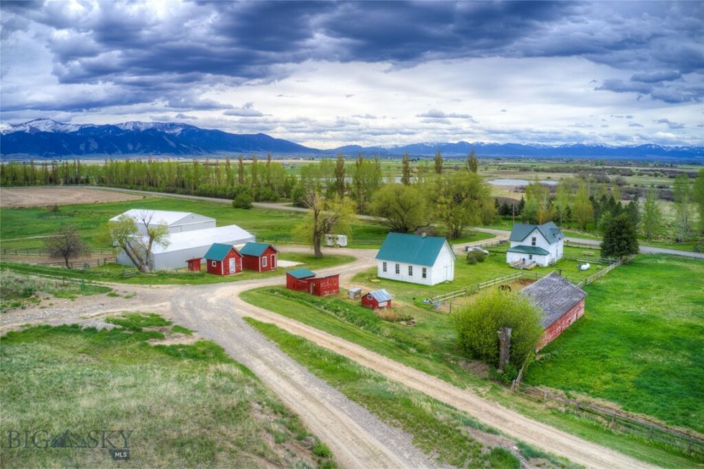 477 Reese Creek, Belgrade MT 59714