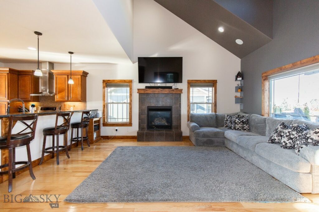 484 Circle F, Bozeman MT 59718