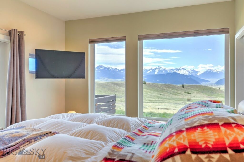 49 Bison Trail, Livingston MT 59047