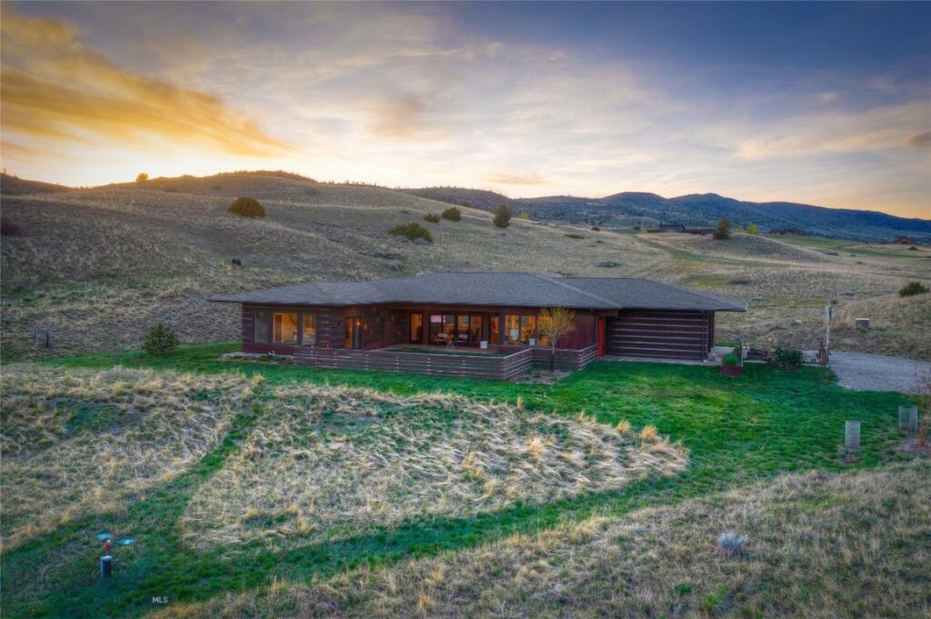 49 Bison Trail, Livingston MT 59047