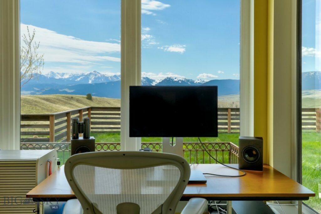 49 Bison Trail, Livingston MT 59047
