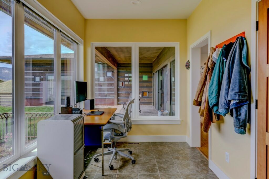 49 Bison Trail, Livingston MT 59047