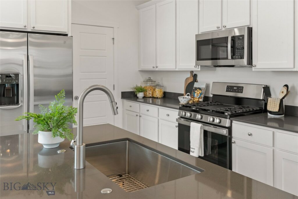4913 Harvest Parkway, Bozeman MT 59718