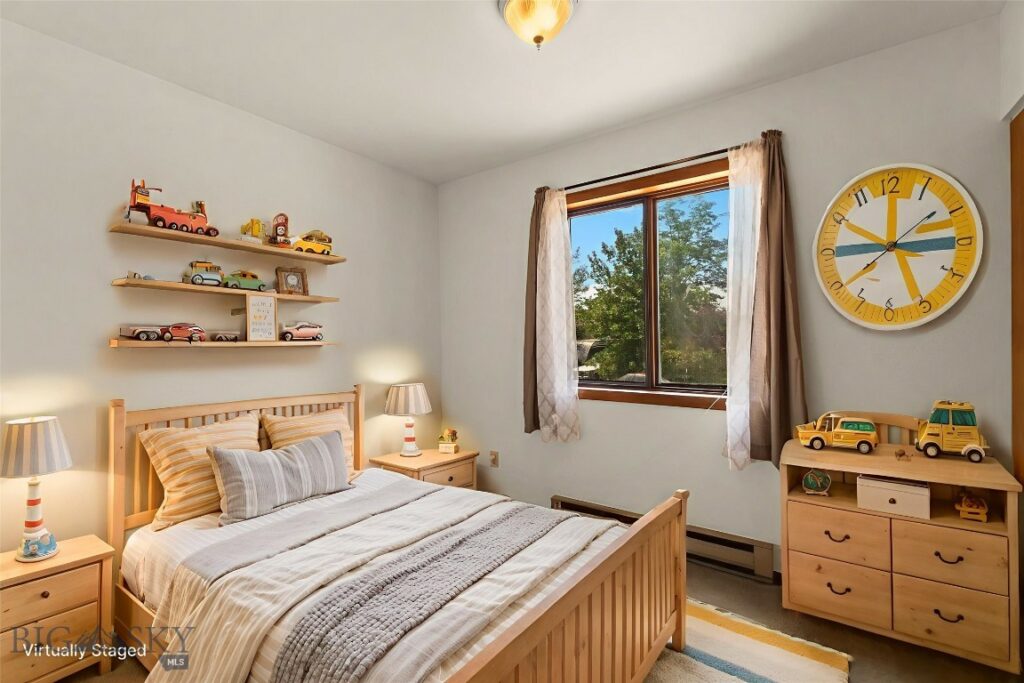 493 Secretariat Circle, Belgrade MT 59714