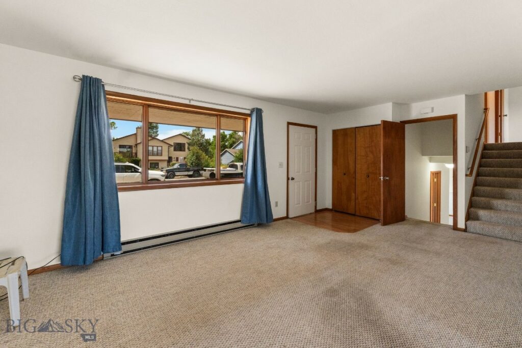 493 Secretariat Circle, Belgrade MT 59714