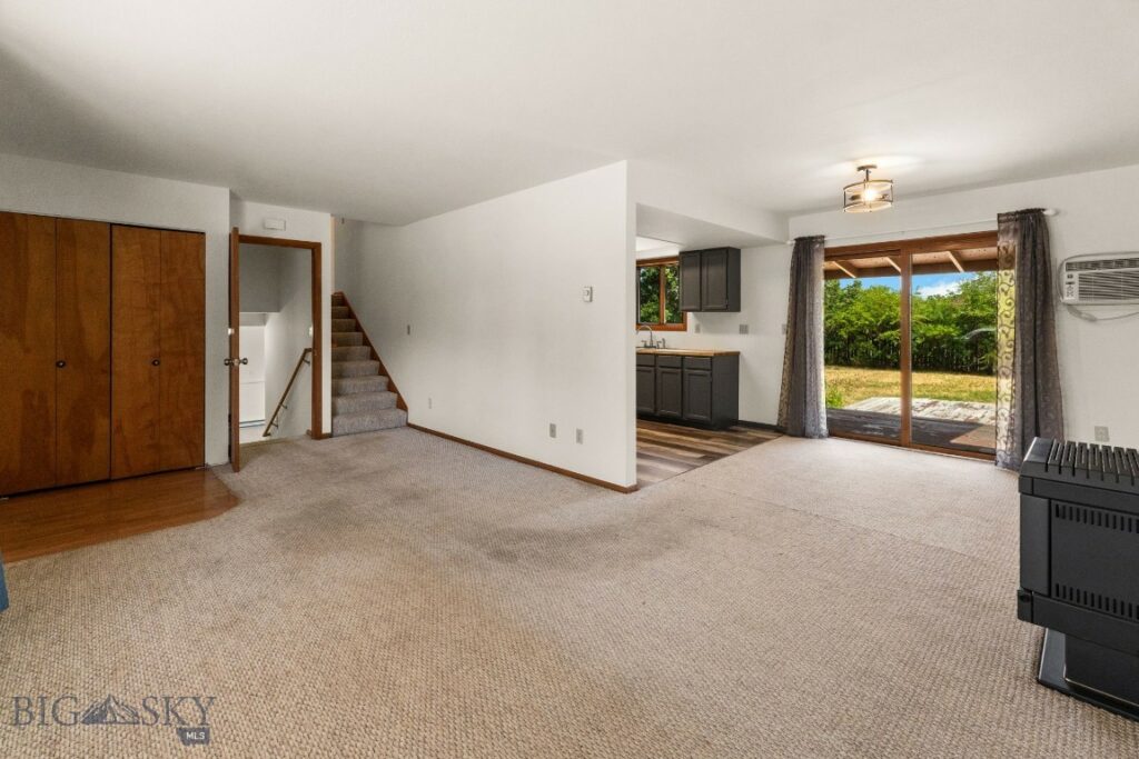 493 Secretariat Circle, Belgrade MT 59714