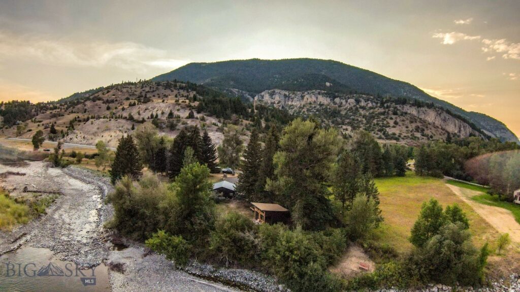 4948 US Highway 89 S, Livingston MT 59047