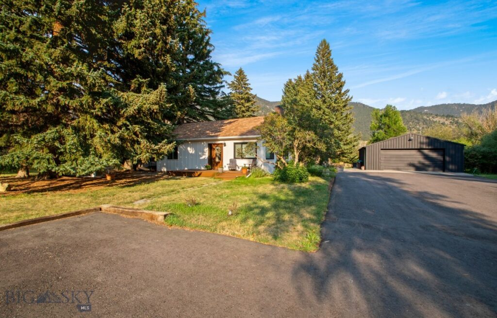 4948 US Highway 89 S, Livingston MT 59047