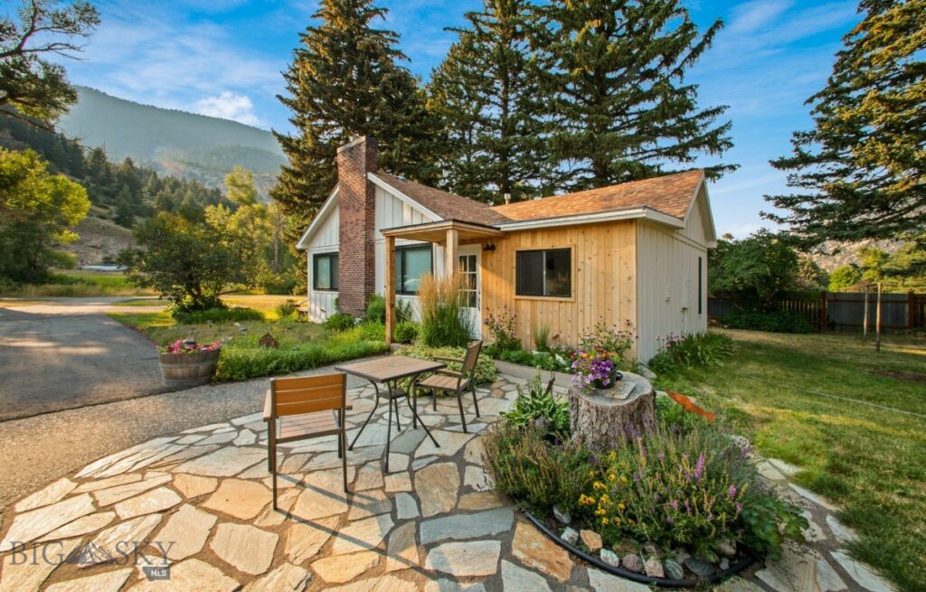 4948 US Highway 89 S, Livingston MT 59047