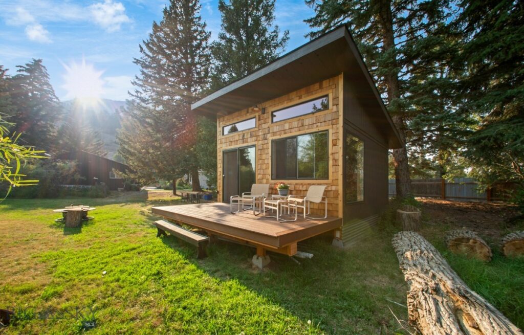 4948 US Highway 89 S, Livingston MT 59047