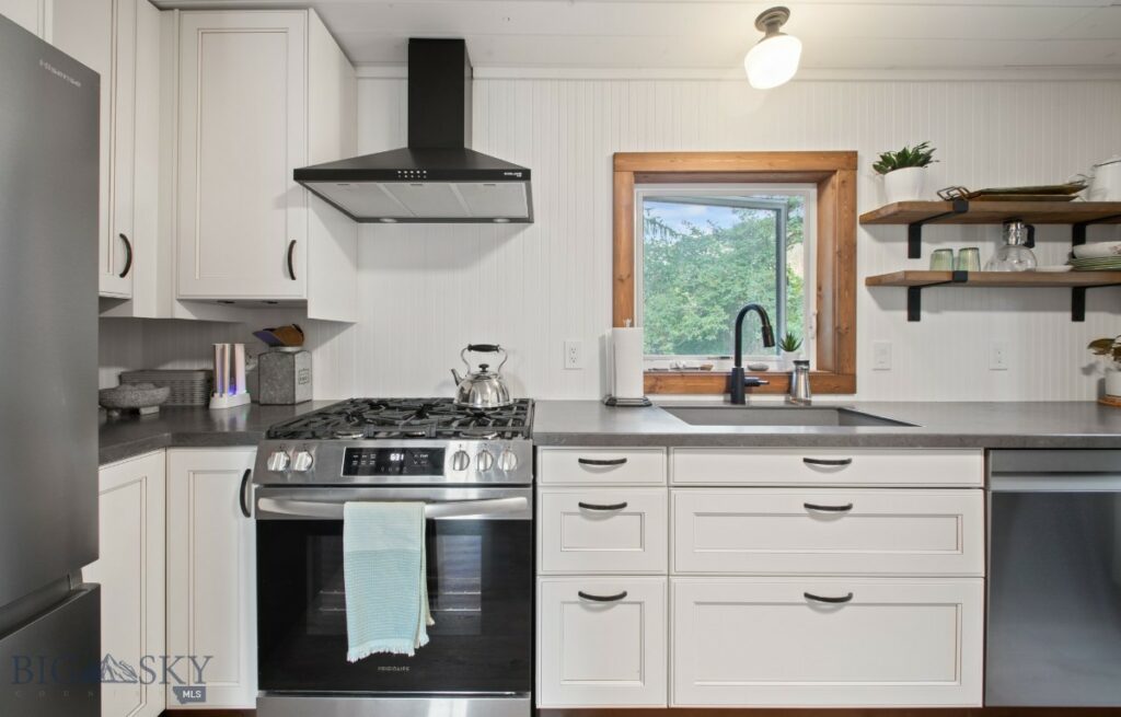 4948 US Highway 89 S, Livingston MT 59047