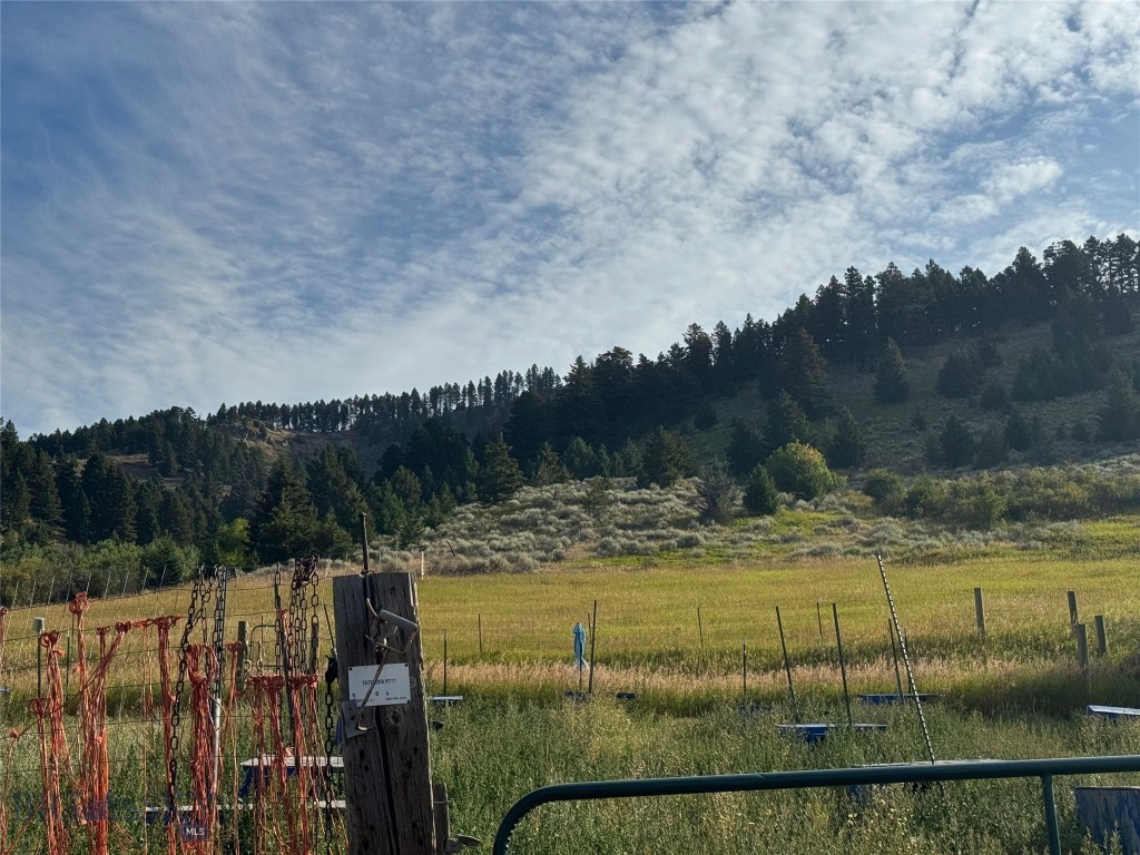 5 Muir Road E, Livingston MT 59715