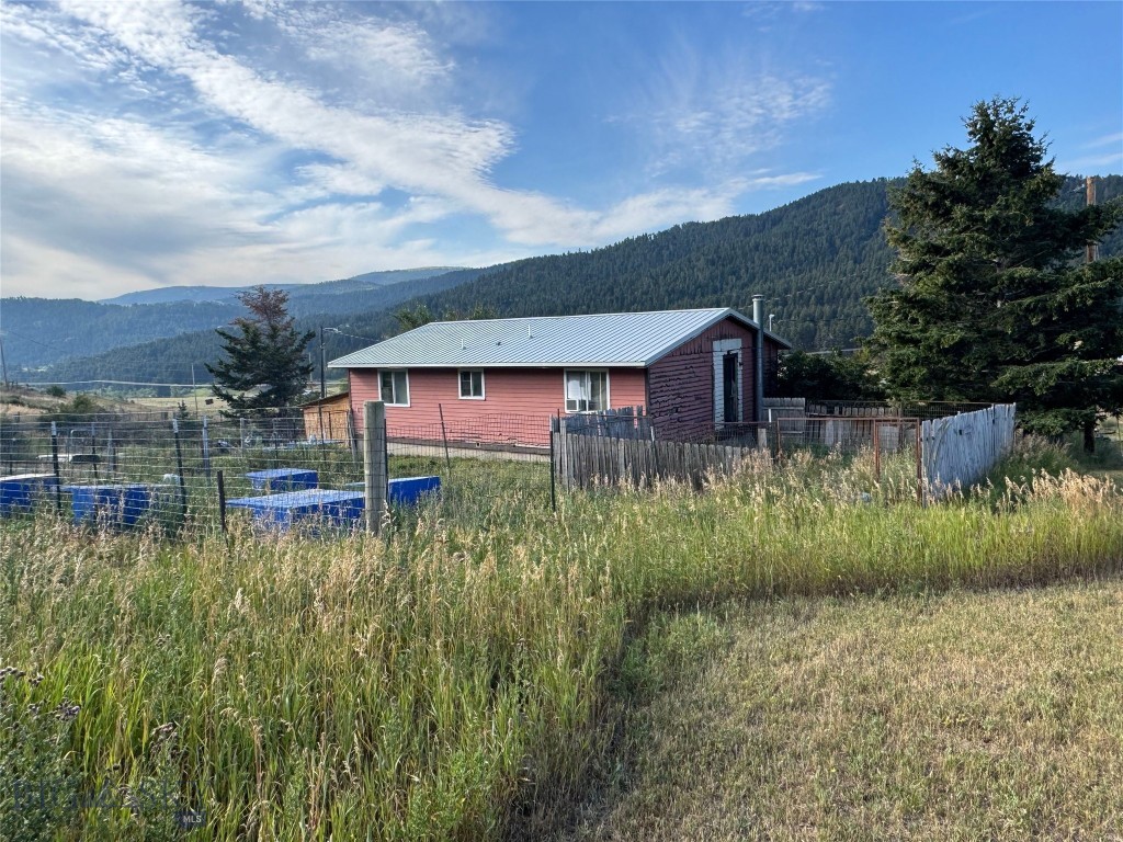 5 Muir Road E, Livingston MT 59715