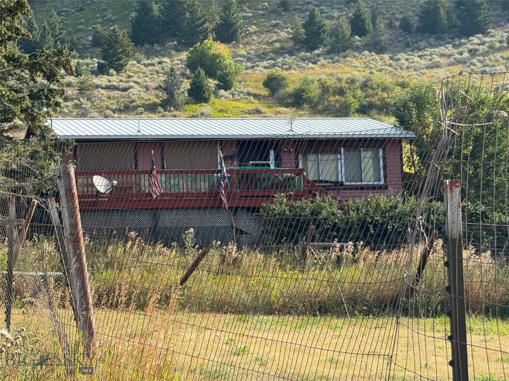 5 Muir Road E, Livingston MT 59715