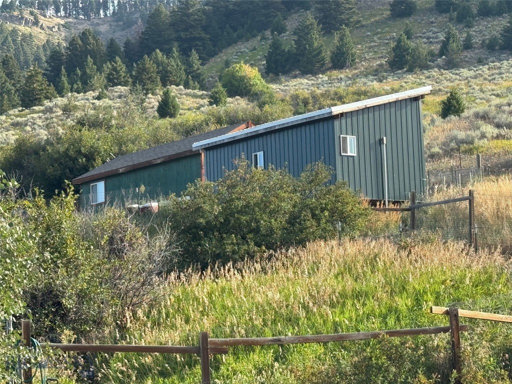 5 Muir Road E, Livingston MT 59715