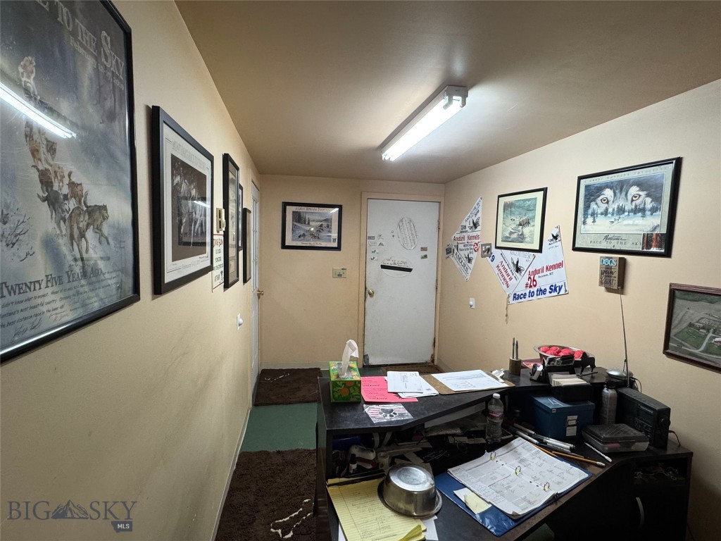 5 Muir Road E, Livingston MT 59715