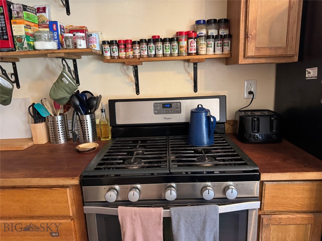 5 Muir Road E, Livingston MT 59715