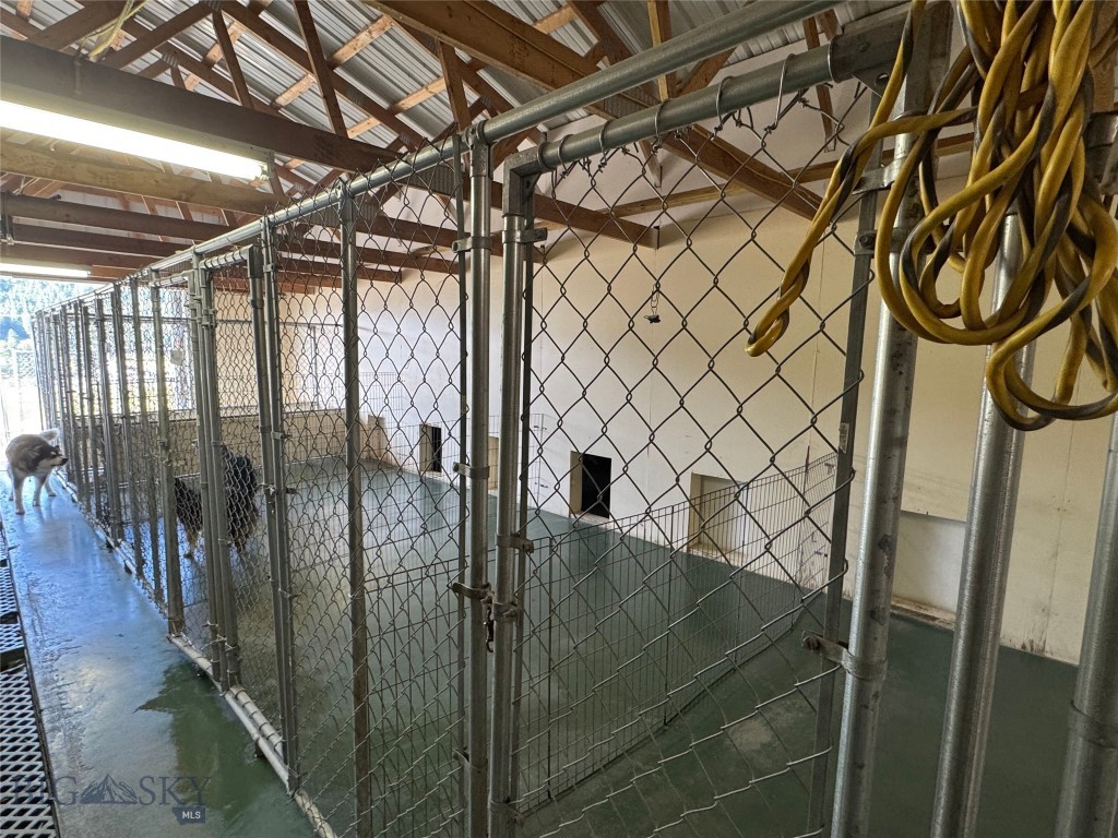 5 Muir Road E, Livingston MT 59715