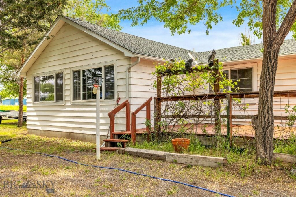 5 Old Clyde Park Road, Livingston MT 59047