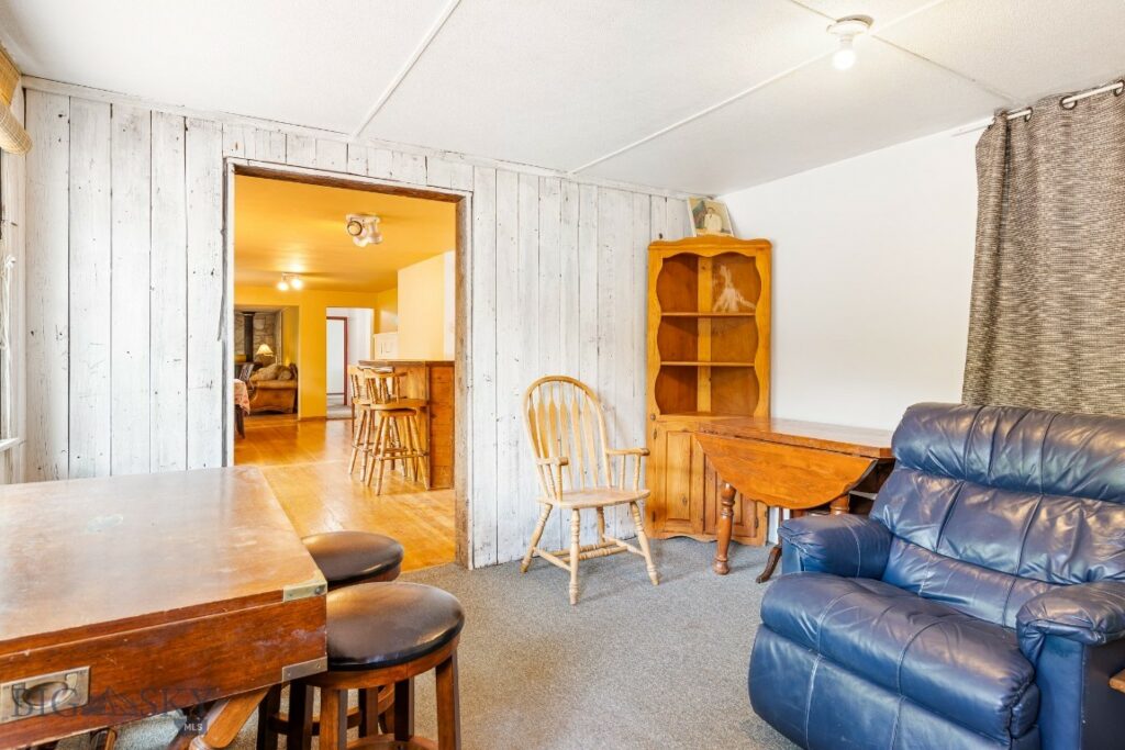 5 Old Clyde Park Road, Livingston MT 59047