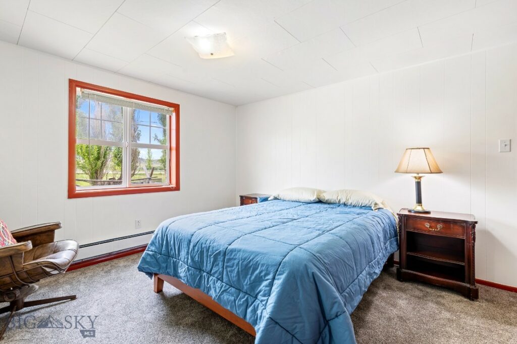5 Old Clyde Park Road, Livingston MT 59047